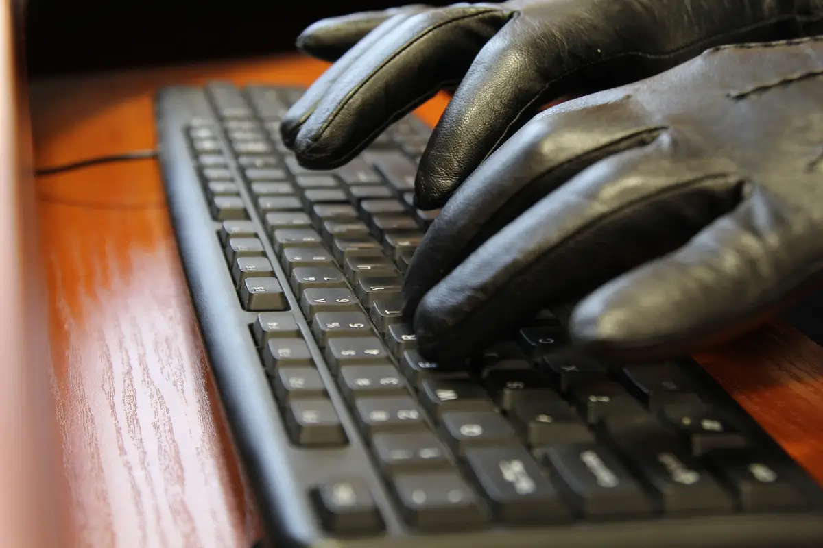 Ostrzeżenie przed oszustwami związanymi z zakupami online